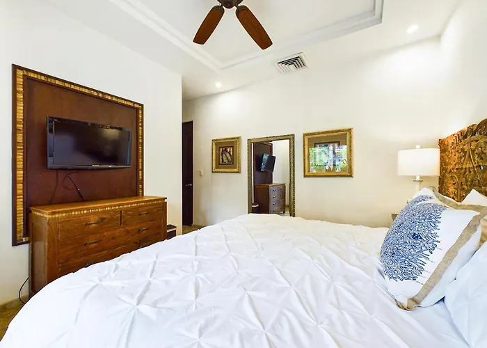 Matapalo 101- 3 Bedroom Poolside Luxury At